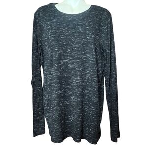 Long-sleeved black and gray cotton blouse in good condition